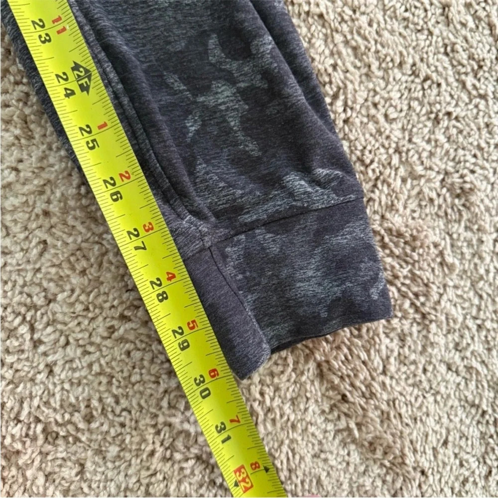 Lululemon Ready To Rulu Jogger Camo Size 4